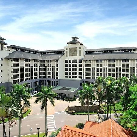 Garden View Pulai Springs Resort สกูได ภายนอก รูปภาพ
